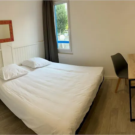 Cit'hotel Du Parc * Carrières-sous-Poissy